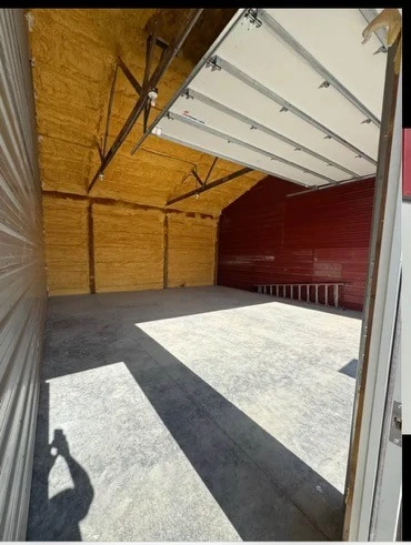Short-term storage rentals for moving, remodeling, or temporary storage needs.